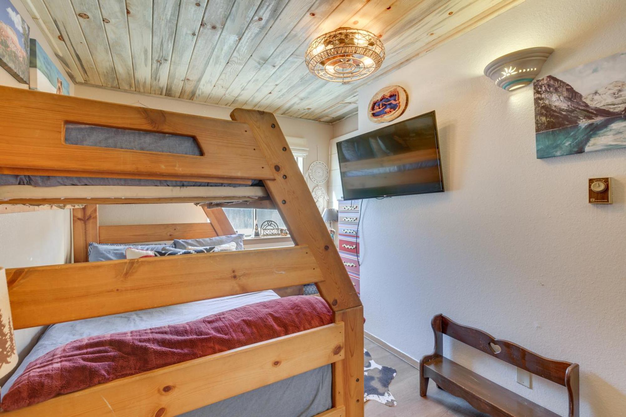 Ski-In Red River Retreat Balcony, Mountain Views! Kültér fotó